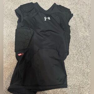 Brand New Under Armour Mens Gameday Armour Pro 5 Pad Top Youth, New Black